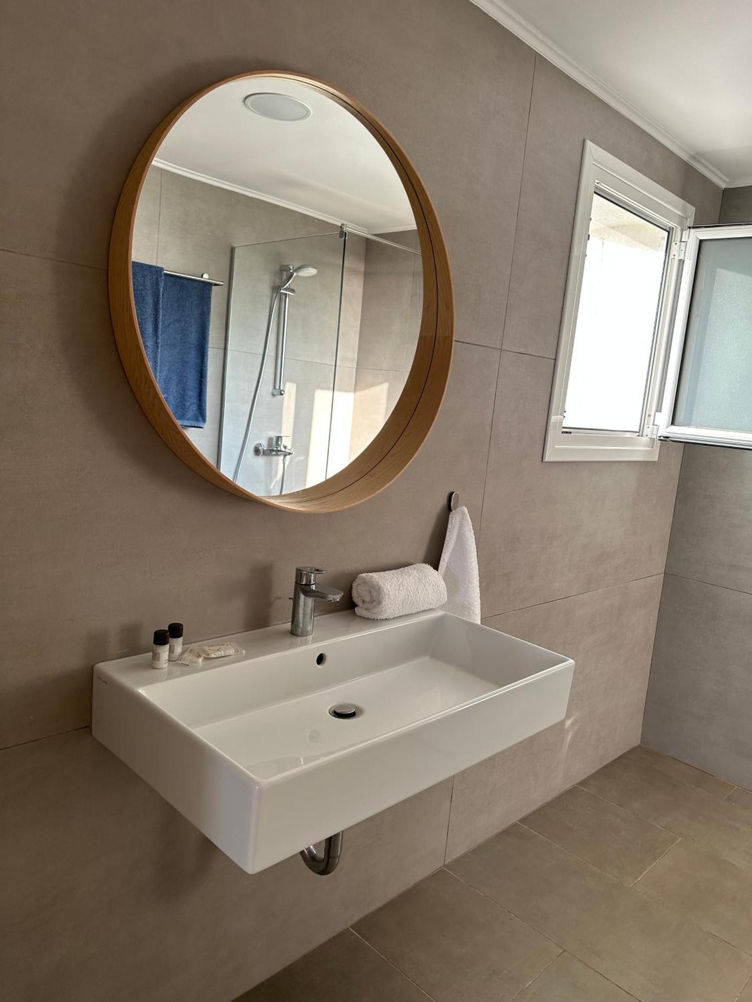 Dima Vista Hotel Dhërmi Kültér fotó