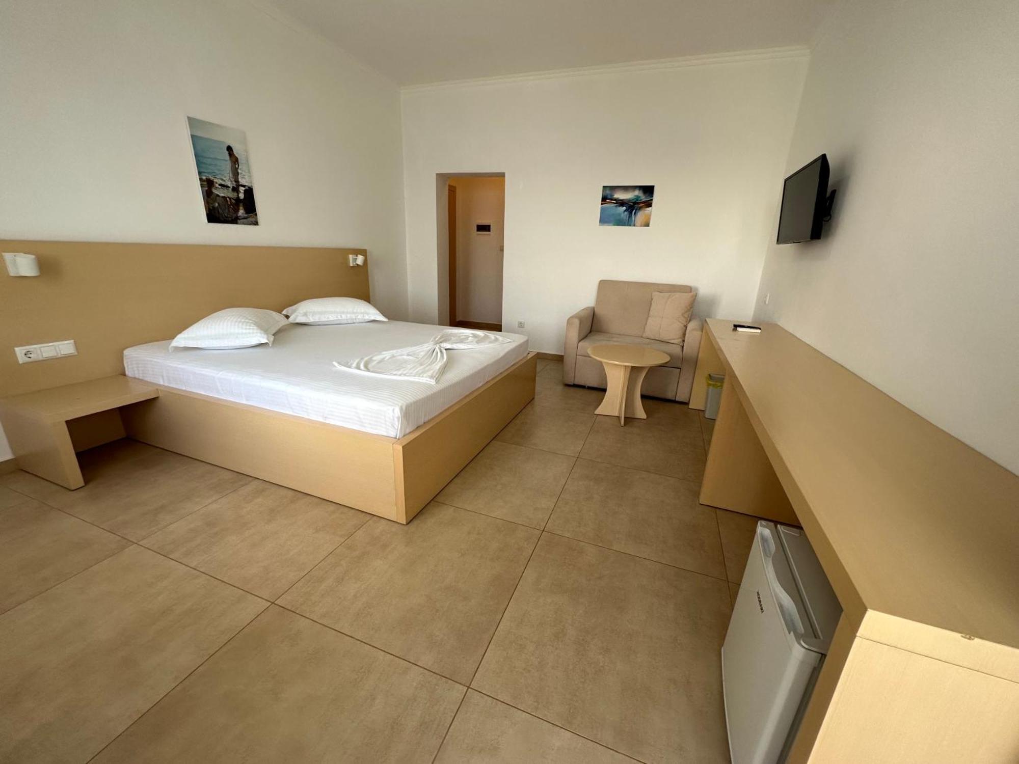 Dima Vista Hotel Dhërmi Kültér fotó